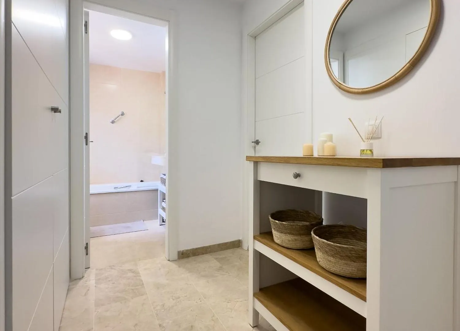 Apartment Luna - Ac, 2 Pools, Panoramic Ocean, Private Garage, Fibre Net Puerto de Santiago